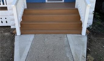 219 N 12th St, Atchison, KS 66002