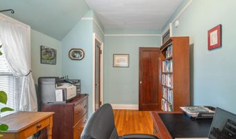 109 S Lake Ave, Albany, NY 12208