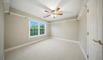 20977 FOWLERS MILL Cir, Ashburn, VA 20147