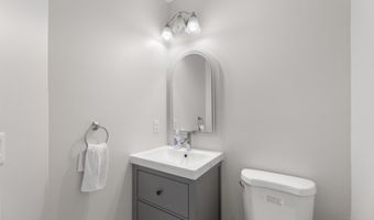 427 Cardinal Ln, Bedminster, NJ 07921