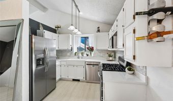 1000 9th Ave NW, Altoona, IA 50009