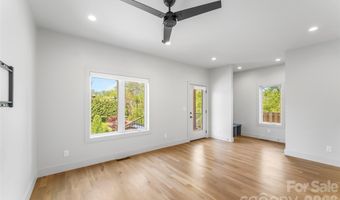 34 Fern St, Asheville, NC 28803