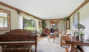 W2530 BROOKHAVEN Drive, Appleton, WI 54915