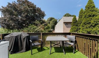 85 HOBART Ave, Bayonne, NJ 07002