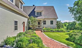 11 Loft Cir, Campton, NH 03223