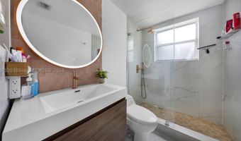 3255 NE 184th St 12112, Aventura, FL 33160