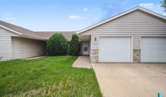 412 N 9th Ave, Brandon, SD 57005