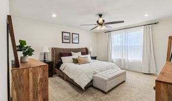 8 Liam Ct, Algonquin, IL 60102