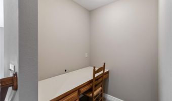 3906 NE Cadbury Ave, Bentonville, AR 72712