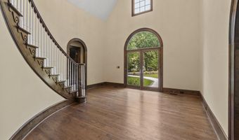 415 Pine St, Camden, SC 29020