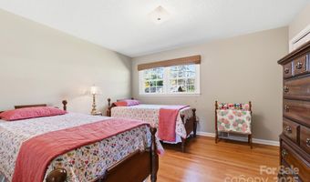 500 Old Haw Creek Rd, Asheville, NC 28805