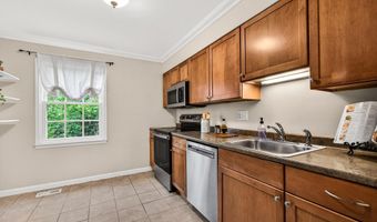 3352 BRECKENRIDGE Ct, Annandale, VA 22003