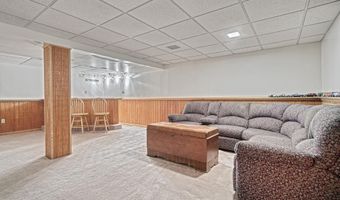 6112 MACARTHUR Dr, Harrisburg, PA 17112