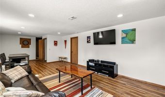 9421 NE 28th Ct, Ankeny, IA 50021