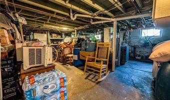 58 Richard St, Cranston, RI 02910