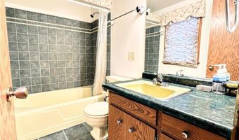 14633 7th Ave NW, Andover, MN 55304