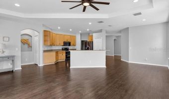 5513 GOLDEN ISLES Dr, Apollo Beach, FL 33572