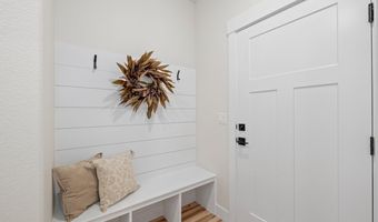 604 HORSESHOE Rd, Burns, WY 82053