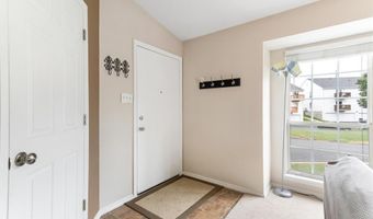 1335 Crossings Ct C, Ballwin, MO 63021