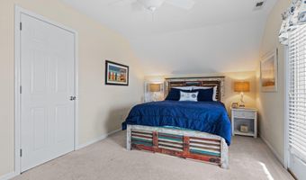 215 E Ft Macon Rd, Atlantic Beach, NC 28512