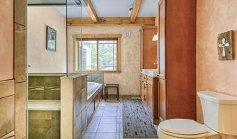 33 Maclean Rd, Alstead, NH 03602