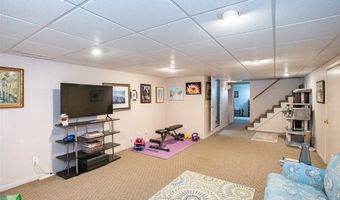 3090 Sourek Rd, Akron, OH 44333