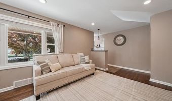 6345 Kolb Ave, Allen Park, MI 48101