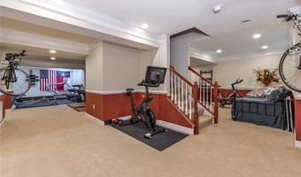 122 Brighton Ln, Adams Twp., PA 16046