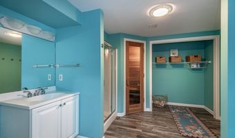 4 Sunrise Ln, Bridgewater, CT 06752