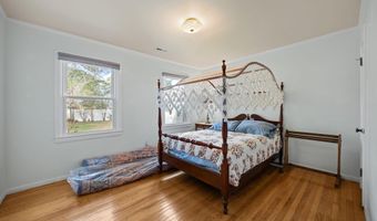 225 N 6th St, Aurora, NC 27806