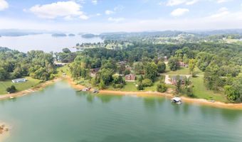 1793 Cherokee Dr, Bean Station, TN 37708