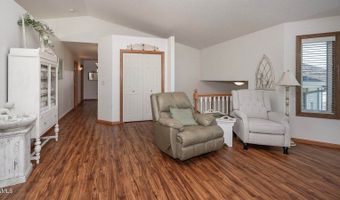 3616 Southridge Ln, Bismarck, ND 58504