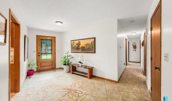 25876 481st Ave, Brandon, SD 57005