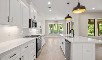 3021 Navajo, Benton, AR 72019