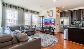 21766 HARROUN Ter, Ashburn, VA 20147
