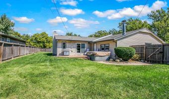 6124 Clarendon St, Bel Aire, KS 67220