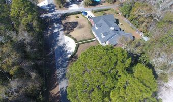 216 15th St, Apalachicola, FL 32320