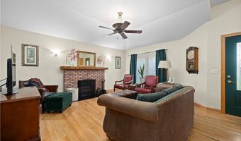 12488 Baumhart Rd, Amherst, OH 44001