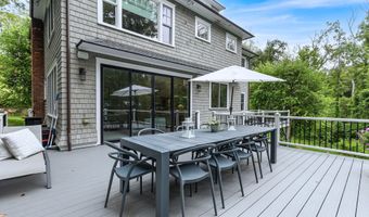 99 Porchuck Rd, Greenwich, CT 06831