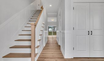 12 Outsail Ave, Barnegat, NJ 08005