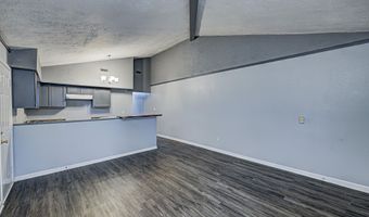 8465 Bluff Rd, Indianapolis, IN 46217