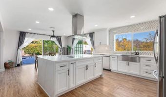 9431 W Lilac Rd, Escondido, CA 92026