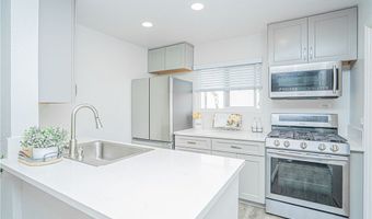 15300 Ocaso Ave E102, La Mirada, CA 90638