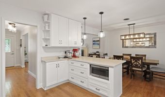 4534 LA SALLE Ave, Alexandria, VA 22304