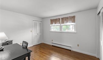1 Leahy St, East Providence, RI 02916