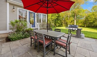 699 Andrea Ct, Cheshire, CT 06410