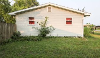 710 Field St, Altamont, IL 62411