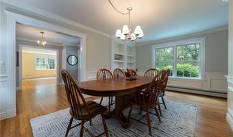 504 Shermantown Rd, North Kingstown, RI 02874