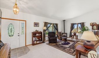7 Cottonwood Way, Absarokee, MT 59001