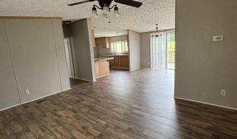 810 RIDDLE FARM Rd, Anniston, AL 36207